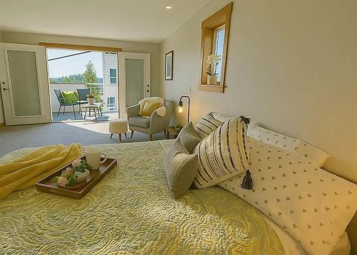 West Queen Anne Townhouse